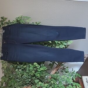 Paige Verdugo Ankle Mid rise jeans in Attica wash. Size 27